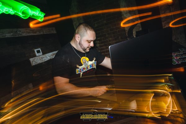 Dj Kurteousy Pour Decisions with Sea Isle Spiked Iced Tea @ Barrstool Philly March 2023_102