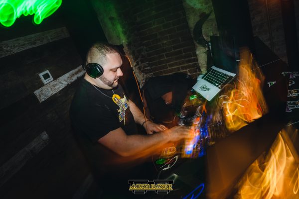 Dj Kurteousy Pour Decisions with Sea Isle Spiked Iced Tea @ Barrstool Philly March 2023_103