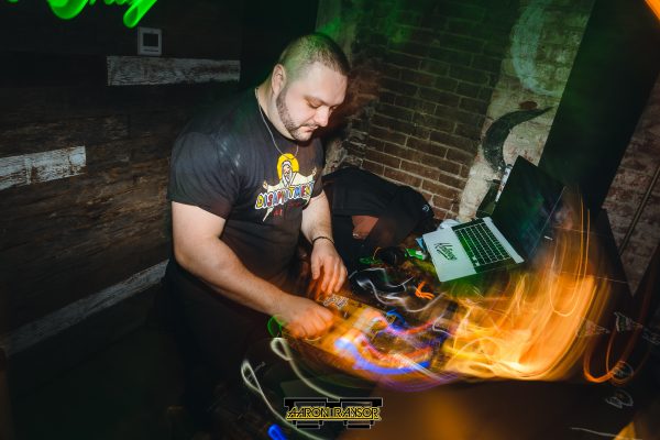 Dj Kurteousy Pour Decisions with Sea Isle Spiked Iced Tea @ Barrstool Philly March 2023_105