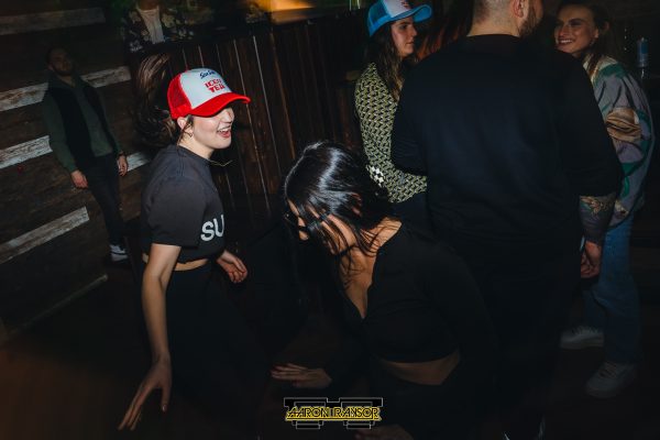 Dj Kurteousy Pour Decisions with Sea Isle Spiked Iced Tea @ Barrstool Philly March 2023_97